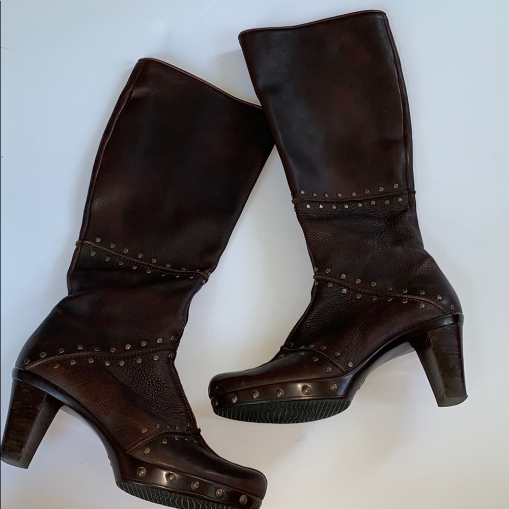 Stuart Weitzman Tall Brown Leather Heeled Boots